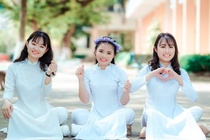 'Lop nguoi ta' co 17/28 hoc sinh tren 25 diem hinh anh