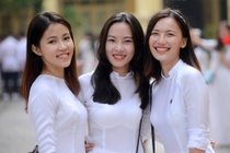 Bo GD&DT de nghi giu on dinh muc hoc phi trong nam hoc moi hinh anh