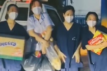 Loi cam on trong mua toi sinh vien tinh nguyen chong dich o TP.HCM hinh anh