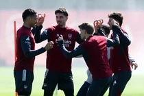 Arsenal thanh tro cuoi hinh anh