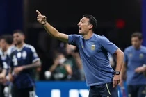 Scaloni đấu người thầy cũ
