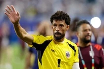 Vozinha lỡ hẹn lần thứ ba với đội bóng mới