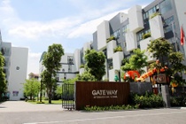 Vụ bé lớp 1 trường Gateway: Không kiểm tra xe, không báo gia đình