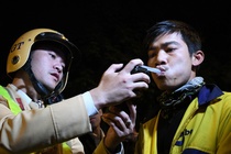 Hon 600 tai xe bi phat do vi pham nong do con trong 2 ngay hinh anh