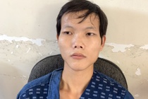 Be gai 9 tuoi bi ep chup anh khoa than hinh anh