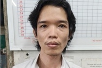 Khống chế kẻ đòi tiêm vaccine Pfizer, chém công an