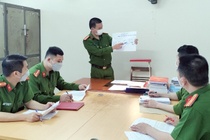 Triet pha nhieu nhom cho vay lai nang hinh anh