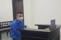 Linh 14 nam tu vi lua ban ve may bay hoi huong hinh anh