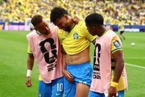 'At chu bai' cua Brazil nguy co chia tay World Cup hinh anh