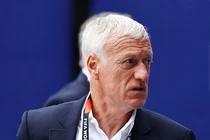 Deschamps rời tuyển Pháp trong bất mãn