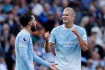 Man City toàn thắng ở Premier League