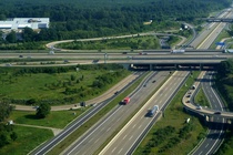 Tai sao Autobahn tai Duc khong gioi han toc do nhu My? hinh anh