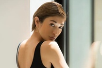 Người mẫu Nhật đau khổ vì scandal của chồng