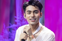 Em trai Son Tung lam ca si, khan gia tranh luan hinh anh