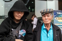 Hai cha con dậy từ 4 giờ sáng đi casting Rap Việt ở Hà Nội