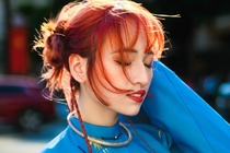 Co gai lai duoc chu y o Em xinh hinh anh