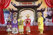 Nguoi Viet van tim Tao Quan hinh anh