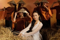 Nhac yeu nuoc can chieu sau, khong phai ca tu nhu Chau Dang Khoa hinh anh