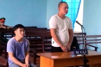Ba thanh nien trom cho lien tinh linh an hinh anh