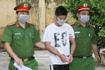 Dot nhap tiem vang trom 30 doi bong tai hinh anh