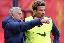 HLV Mourinho đổi giọng với sao Tottenham