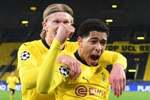 Tiền vệ 17 tuổi khiến Pep Guardiola ngạc nhiên
