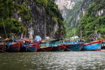 5 địa phương cấm biển, sơ tán hơn 7.400 người tránh bão số 2