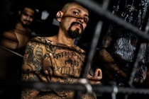MS-13: Nhung bi an ve bang dang nguy hiem nhat the gioi hinh anh