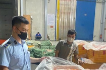 Phat hien kho dong lanh chua hon 7 tan noi tang khong ro nguon goc hinh anh