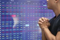 Chung khoan Viet Nam vua mat 10 ty USD hinh anh