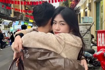 Hot girl bong da Thanh Nha cong khai nguoi yeu hinh anh