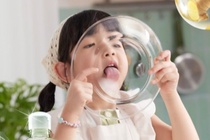 Chuyên gia: 'Rất khó hiểu khi quảng cáo Sunlight qua vòng duyệt'