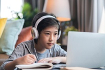 Ai là 'cha đẻ' bài tập về nhà?