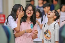 4.000 thí sinh tranh 380 suất vào trường chuyên Ngoại ngữ