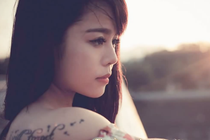 Clip to tinh bang 11 bai hat tren mot nhac nen gay sot hinh anh