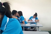 Nhung hanh dong cua sinh vien khien truong tro nen xau xi hinh anh