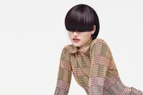 Hang Salvatore Ferragamo dang anh nguoi mau Tuyet Lan hinh anh