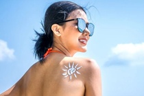 Thay đổi thói quen chăm sóc da vào mùa xuân
