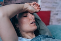 Che do dinh duong cho nguoi gap di chung sau khi khoi Covid-19 hinh anh