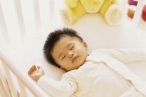 Lam tuong pho bien ve giac ngu cua tre so sinh hinh anh