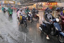 TP.HCM sap mua lon dien rong, gay ngap nhieu noi hinh anh