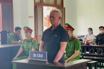 Bo thuoc tru co vao hop banh de giet vo cu nham chiem doat tai san hinh anh