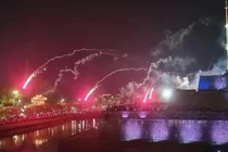 Hue da xac dinh nguyen nhan su co ban hoa phao sung than cong o Ky dai hinh anh