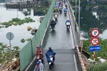 TP.HCM cam xe luu thong qua cau Phu Dinh tu ngay 7/6 hinh anh