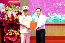 Nghe An co tan Giam doc Cong an tinh hinh anh