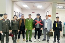 Cong an Bac Ninh bat lien tiep 4 doi tuong truy na do cua Interpol hinh anh