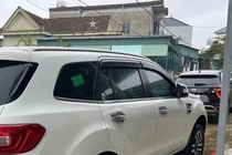 Tai xe do oto chan loi di doi dien muc phat nao? hinh anh