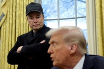 Nu KOL sinh con cho Elon Musk khuyen ong Trump 'chay ngay di' hinh anh