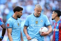 Chung ket FA Cup: Man City nhan cu soc hinh anh