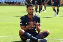 PSG nhan chim Real Madrid hinh anh